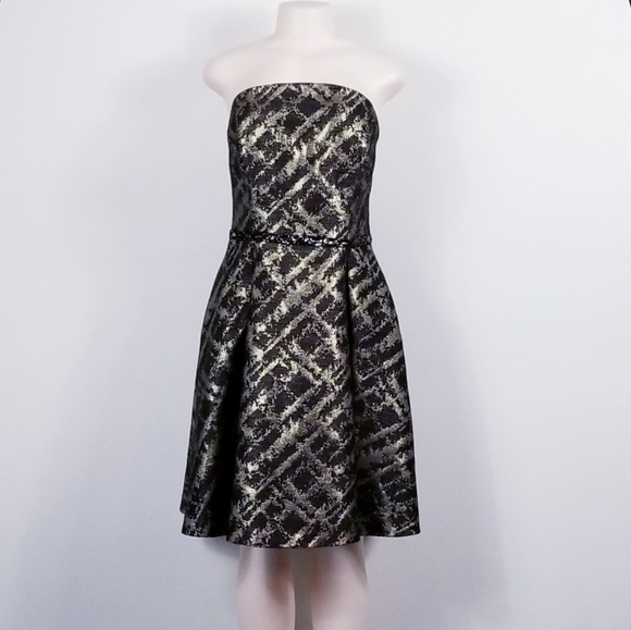 ML Monique Lhuillier black and gold brocade dress! - Picture 3 of 6